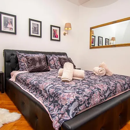 Appartement Nina Colosseum